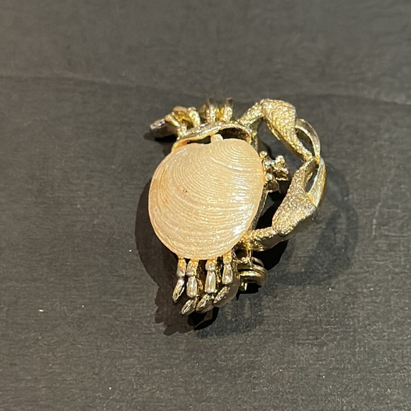 Vintage Gerry's Crab Brooch. - Picture 4 of 5